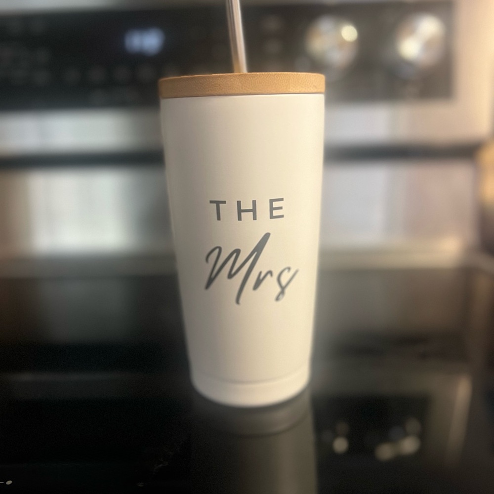 Chic White ‘MRS’ Tumbler with Bamboo Lid